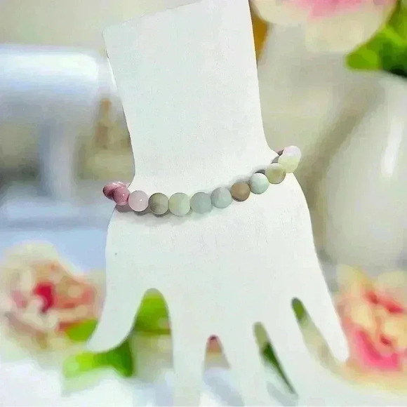 Rose Quartz Rhodonite Natural Stone Bracelet - Picture 5 of 6